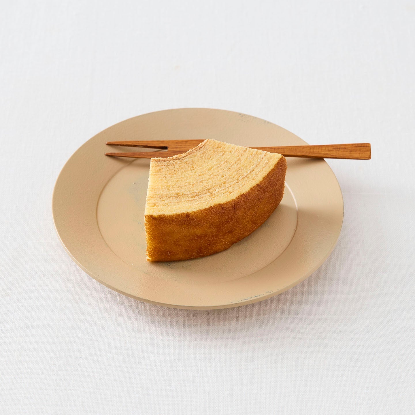 大澤知美 白漆リム皿(大澤知美) – 煎茶堂東京オンライン