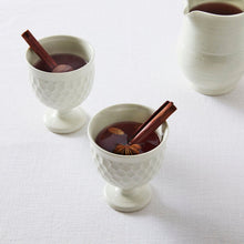 画像をギャラリービューアに読み込む, 阿部春弥 白磁しのぎ亀甲ゴブレット