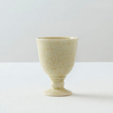 画像をギャラリービューアに読み込む, カラー:白