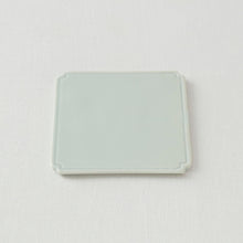 画像をギャラリービューアに読み込む, 稲村真耶 白磁板皿