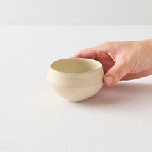 画像をギャラリービューアに読み込む, カラー:白