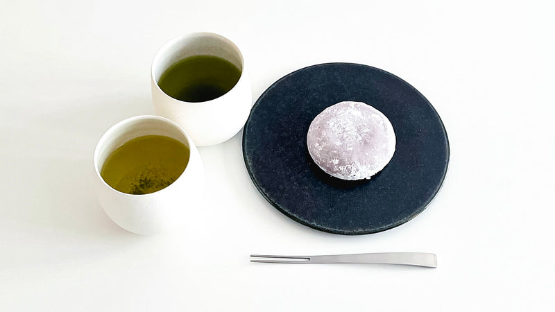 【8～9月限定】ブルーベリーちーず大福とお茶のペアリング。東京茶寮で季節を感じて。