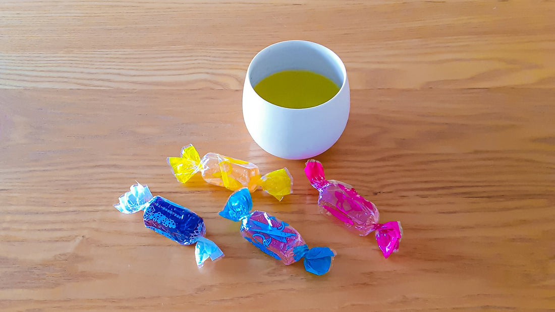 【お菓子とお茶】フルーツ王国の伝統的なゼリー菓子 みすゞ飴本舗の「みすゞ飴」と「039さきみどり出雲」で故郷に想いを馳せる