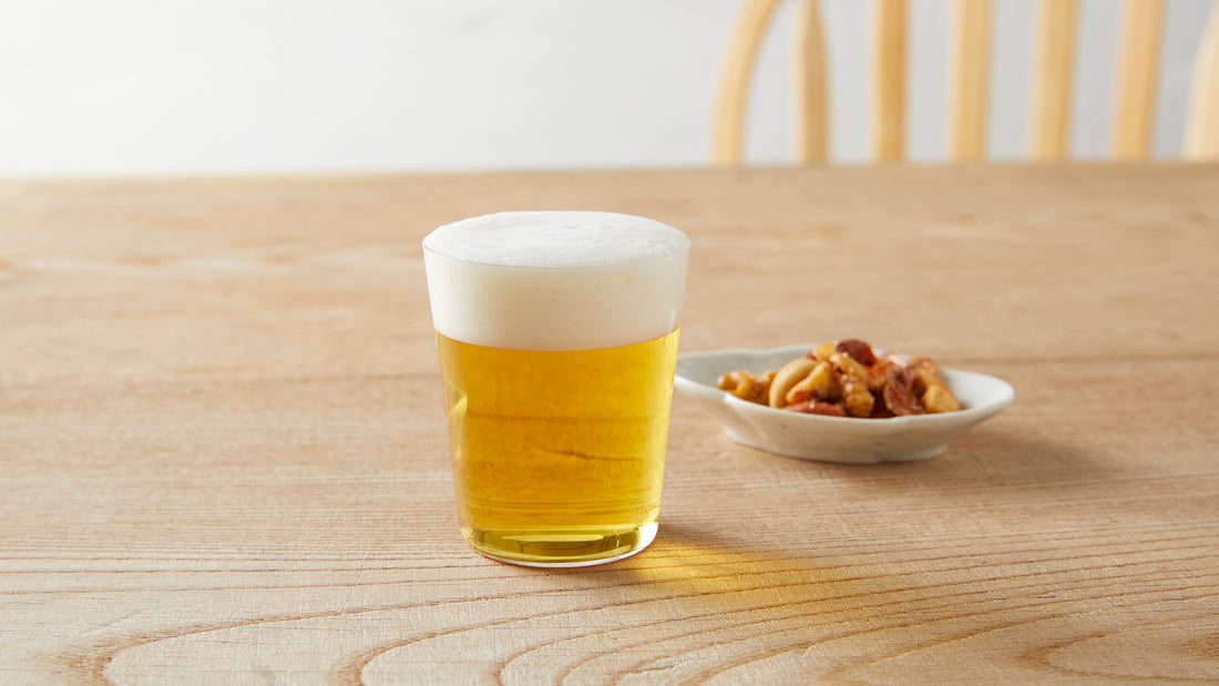 お茶もビールもうすはりがちょうどいい。松徳硝子「オールド S」