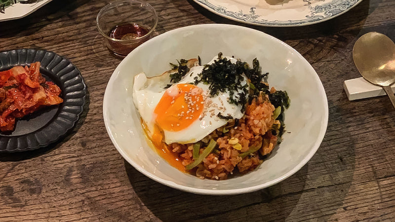 saraさん「手に馴染むカーブが日常使いにピッタリ」− 私が器を使うなら。vol.02