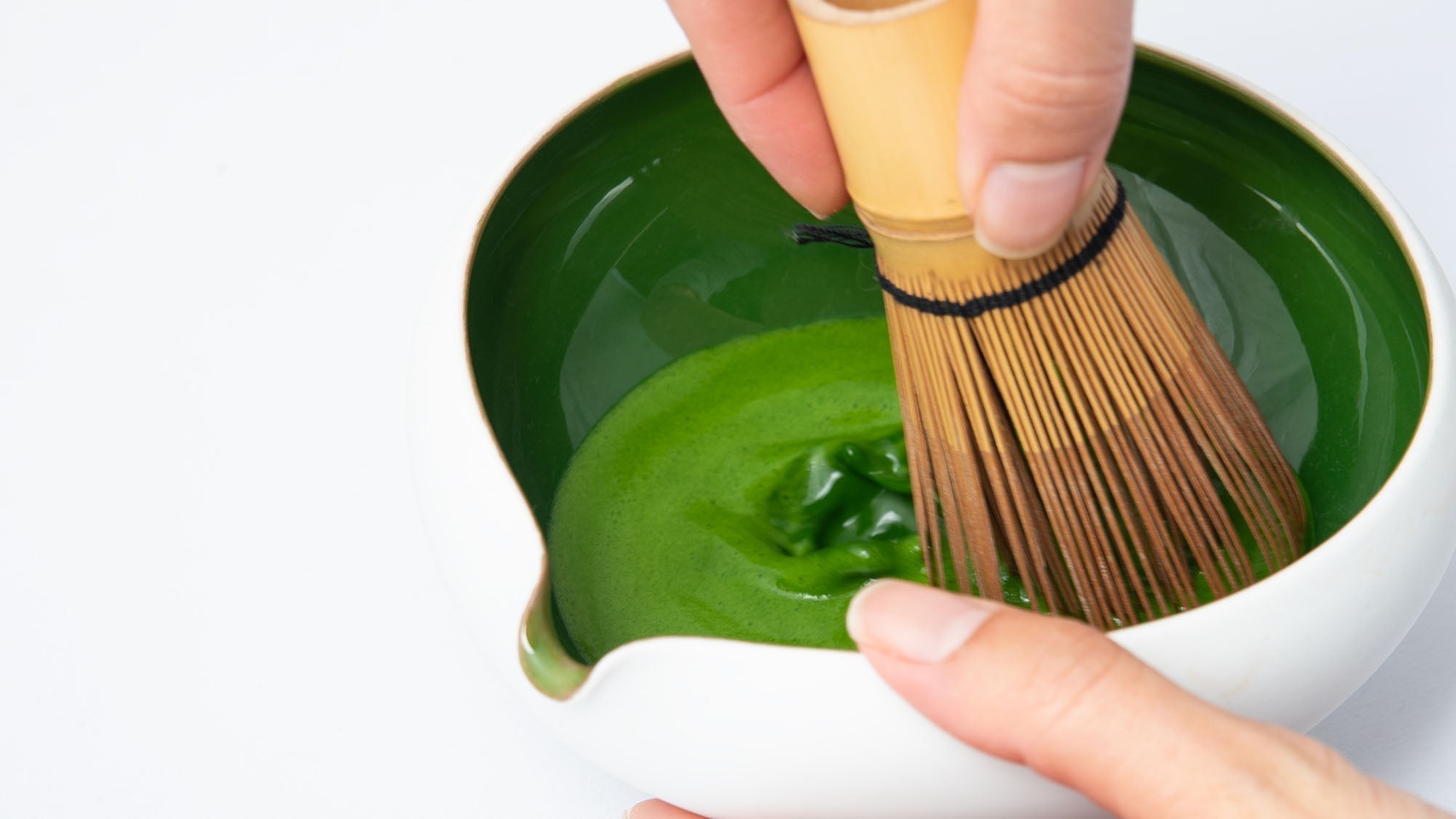 抹茶を盛り付けるための器 “Matcha Cruiser”とは？「抹茶片口碗 抹茶