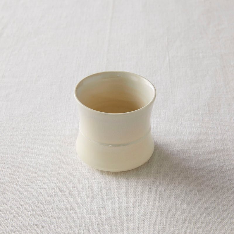 中里花子