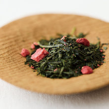 画像をギャラリービューアに読み込む, Strawberry Tea「いちご煎茶」
