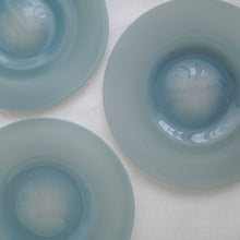 画像をギャラリービューアに読み込む, 黒川登紀子 プレート
