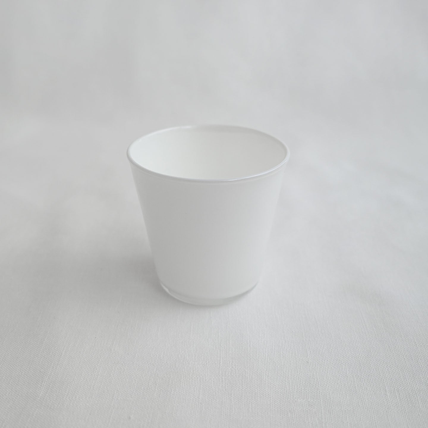 Simple Materials on the Table | doinel / ドワネル