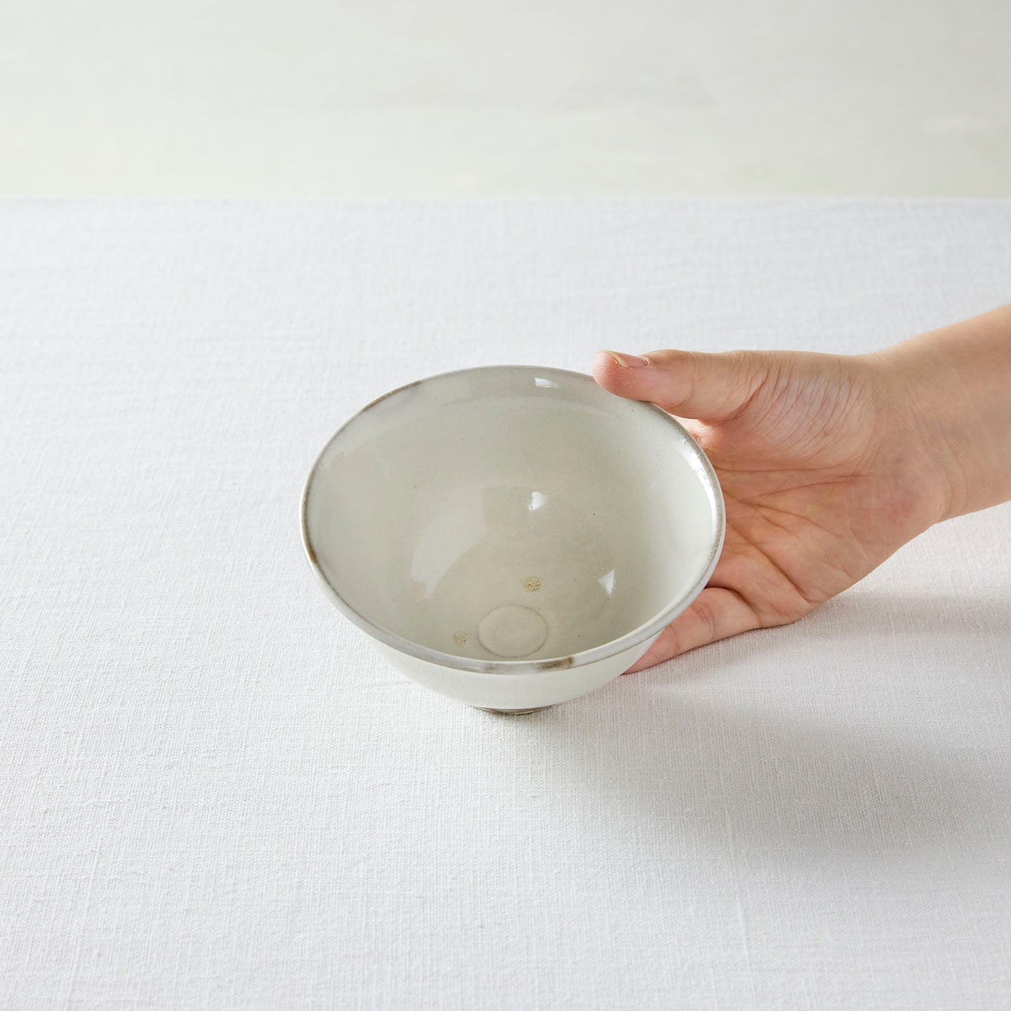 荒賀文成 粉引き茶碗(荒賀文成) – 煎茶堂東京オンライン