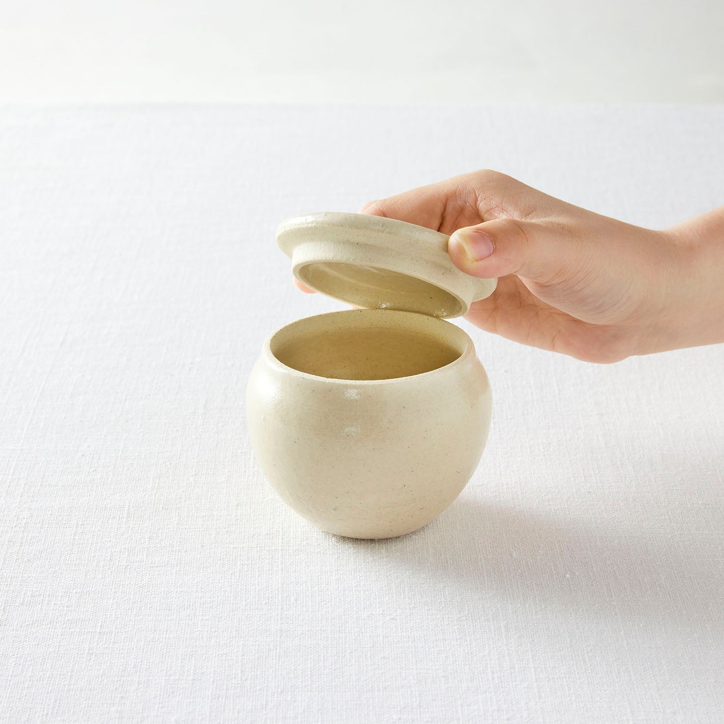 伊藤萠子 蓋物(伊藤萠子) – 煎茶堂東京オンライン