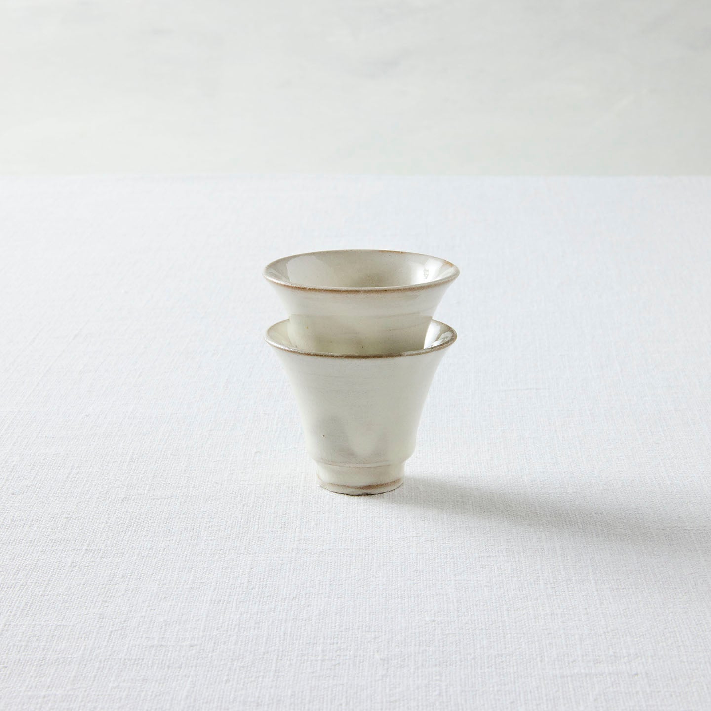 荒賀文成 粉引き茶杯(荒賀文成) – 煎茶堂東京オンライン