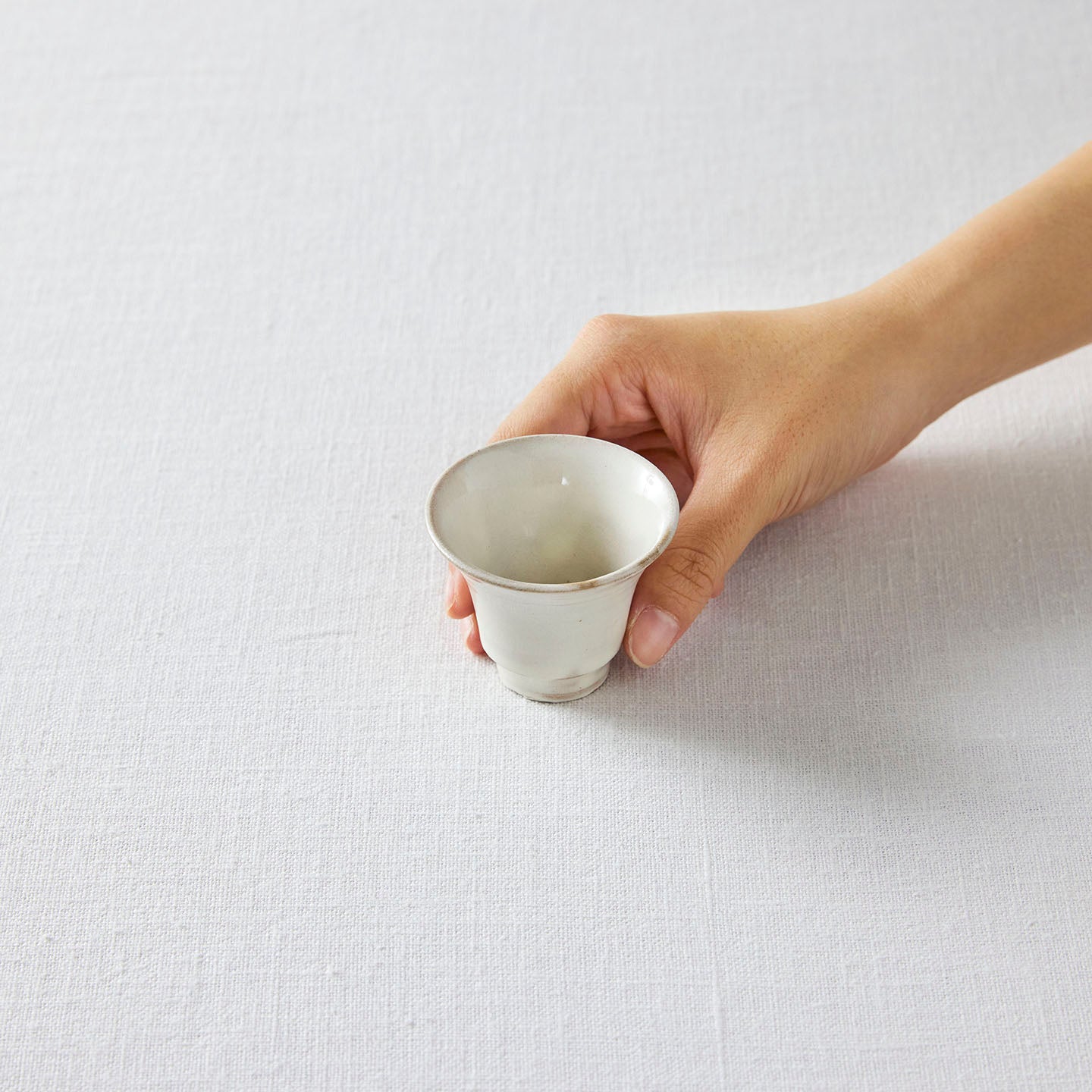 荒賀文成 粉引き茶杯(荒賀文成) – 煎茶堂東京オンライン