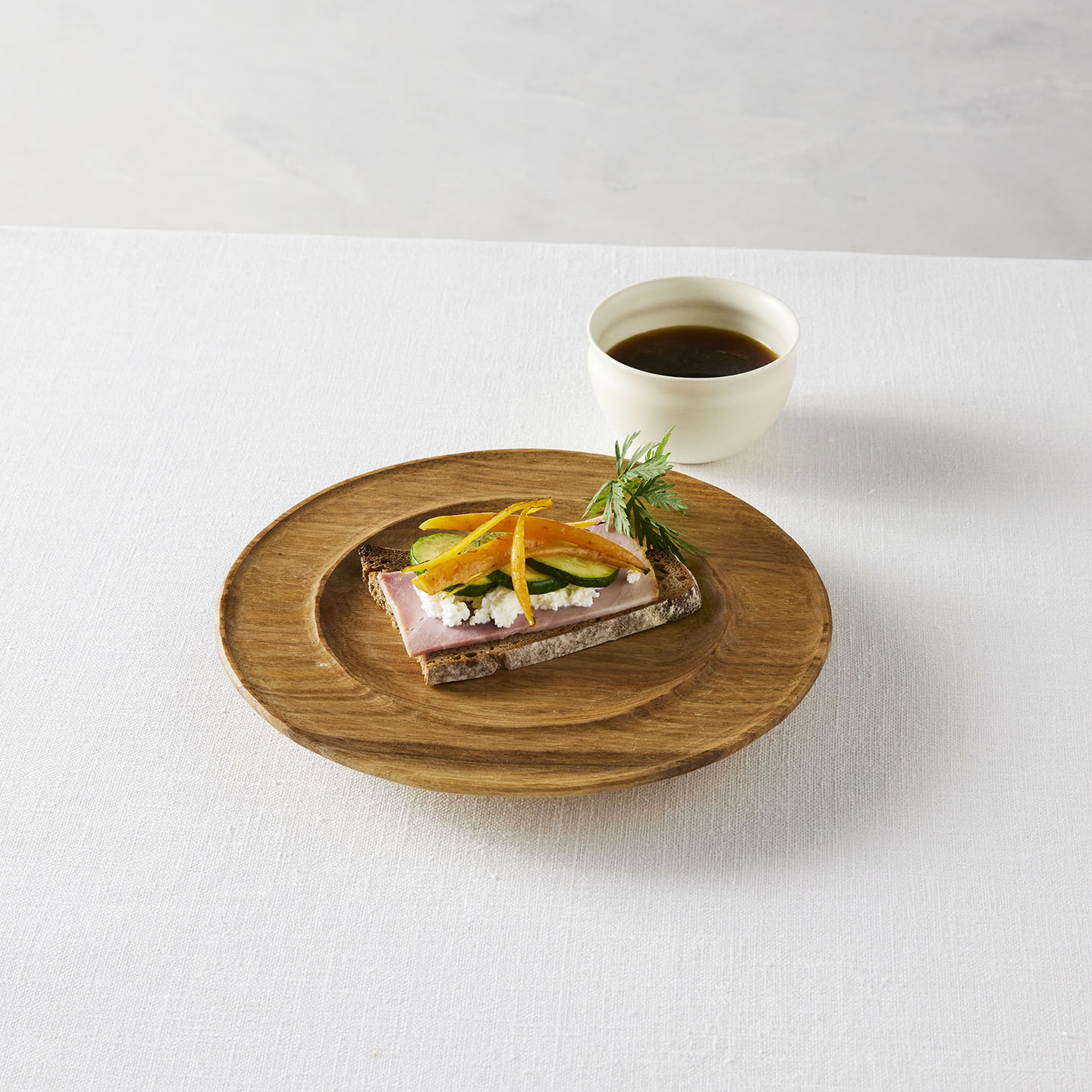 陶器やガラスと組み合わせたい。山田哲也さんの木の器 – 煎茶堂東京