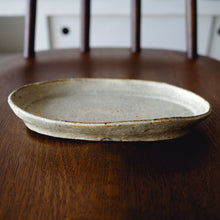 画像をギャラリービューアに読み込む, 田中大輝 粉引楕円皿
