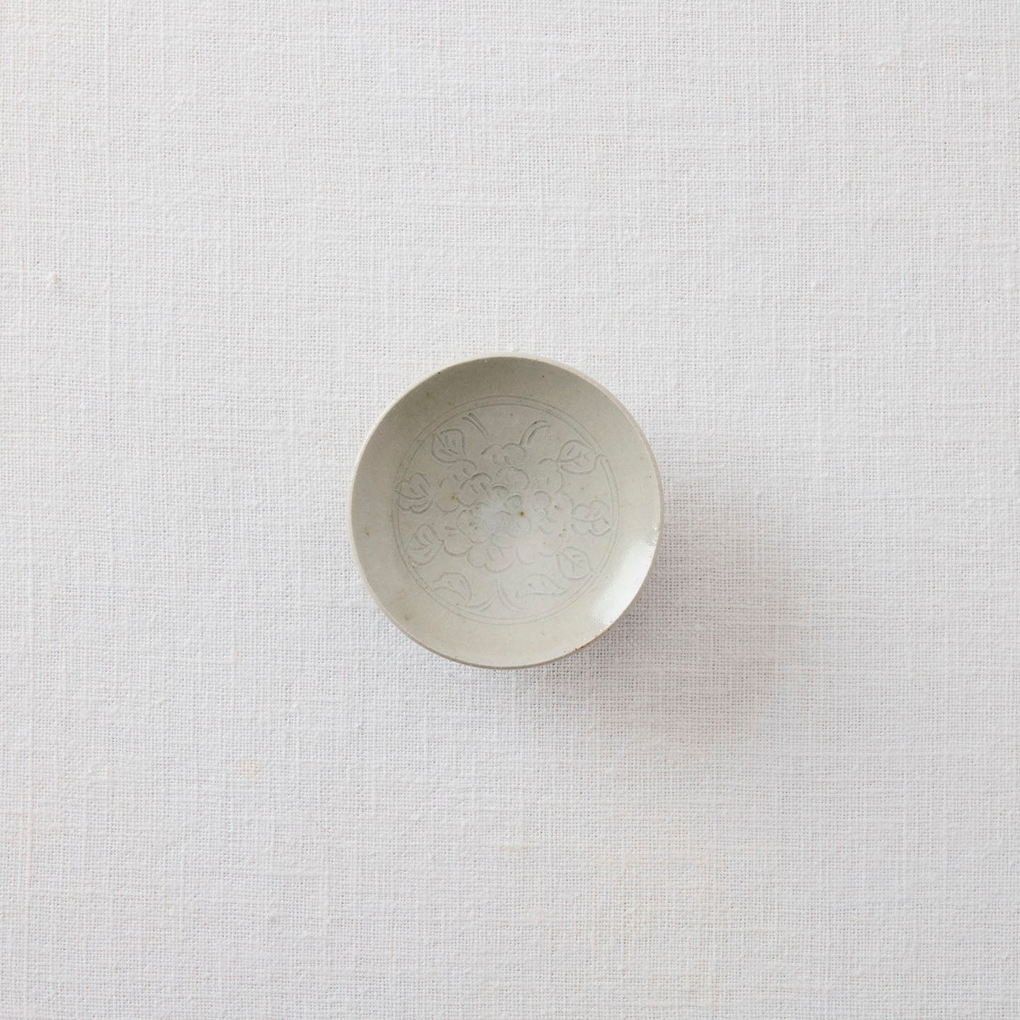 蓋物■白釉粉引八角合子 宋胡録調 蓋鉢 菓子器 鳳凰 唐草 骨董品 時代物 希少 蓋物□白釉粉引八角合子 宋胡録調 蓋鉢 菓子器