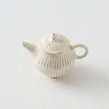 画像をギャラリービューアに読み込む, 後藤義国 縞茶壺
