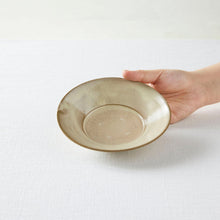 画像をギャラリービューアに読み込む, 荒賀文成 ヒビ粉引き5寸つば皿
