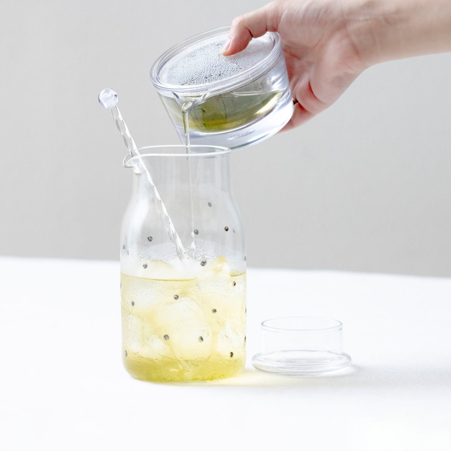 スモーキーな色からビビットカラーまで。色を操る、黒川登紀子さんの