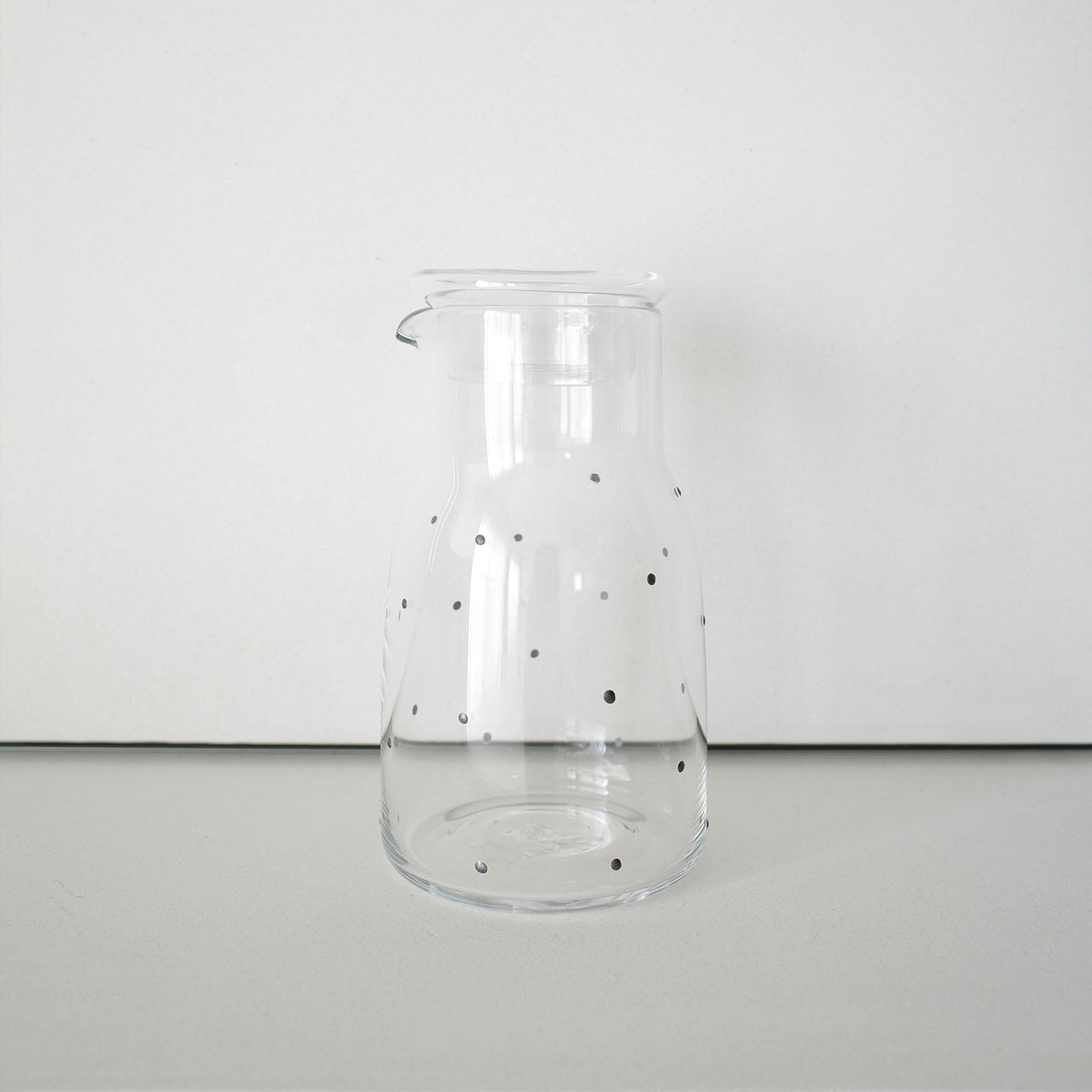 黒川登紀子 サーバー蓋つきシルバードット(黒川登紀子) – 煎茶堂